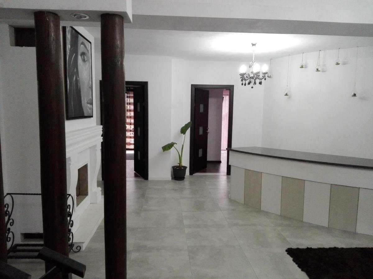 Pensiunea Timis Borsa  Exterior photo